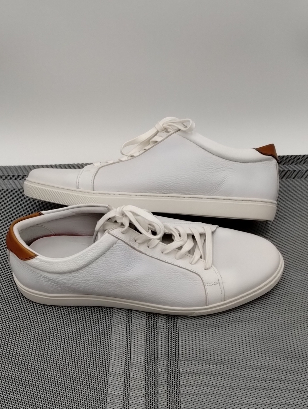 Allen Edmonds Courtside White Leather Low-Top Sneakers Size 10.5 E Like New